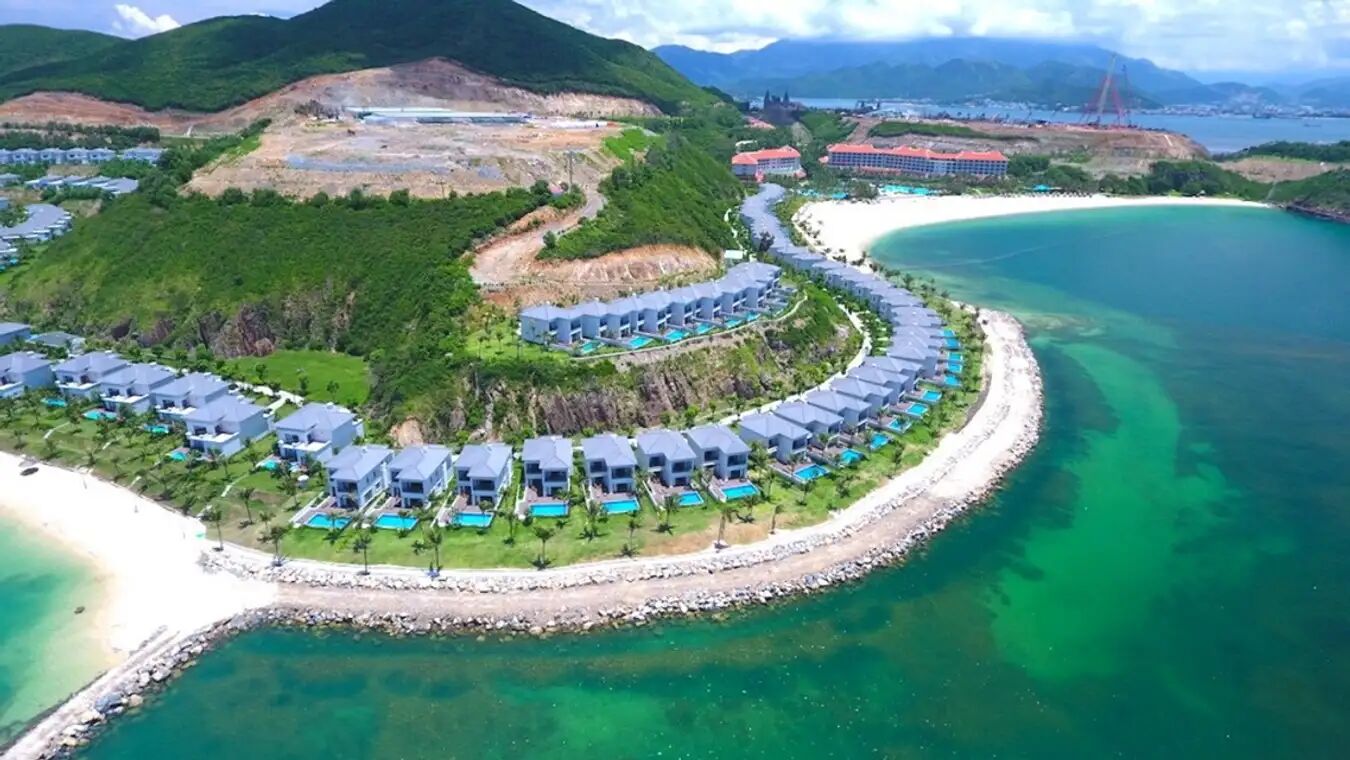 Capture the serene beauty of Nha Trang’s beach landmarks